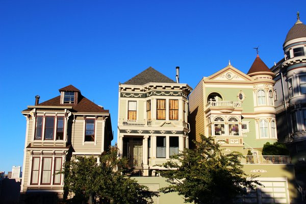 Astuces pour un entretien extérieur de maison impeccable